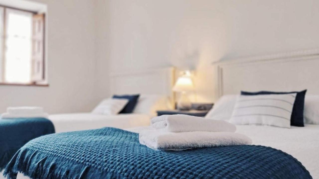 Casa Dolfin - "Tu Hogar En La Costa Del Paraiso" Pension Navés Buitenkant foto